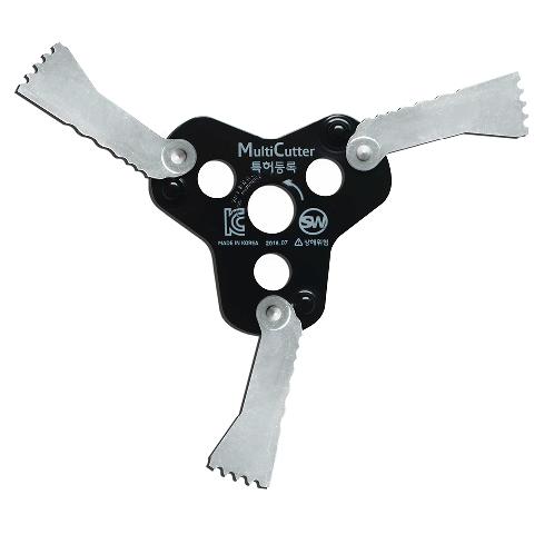 MULTI CUTTER It is a 3-blade articulated type, which absorbs shocks by the blade itself